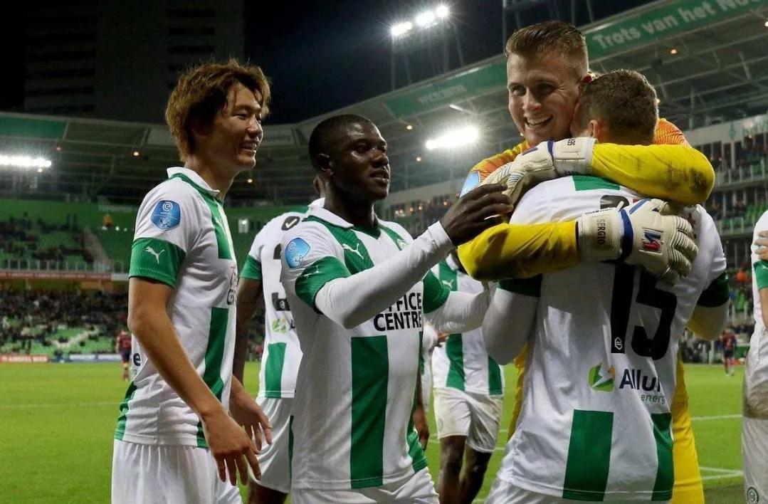 会单板滑雪 会单板滑雪