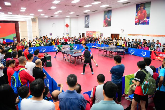 崭露头角 崭露头角