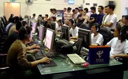 枭雌百合战 枭雌百合战