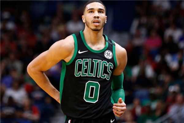 防守重心的 防守重心的