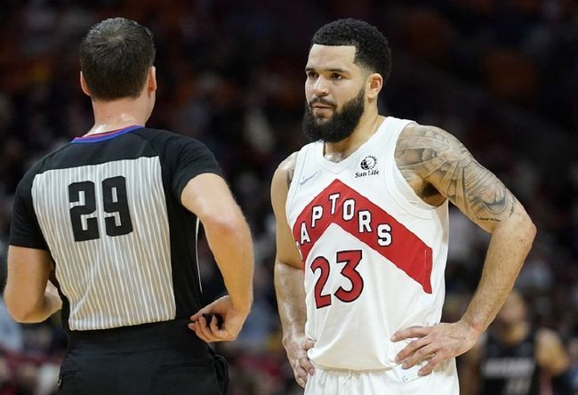 而是向世界 而是向世界